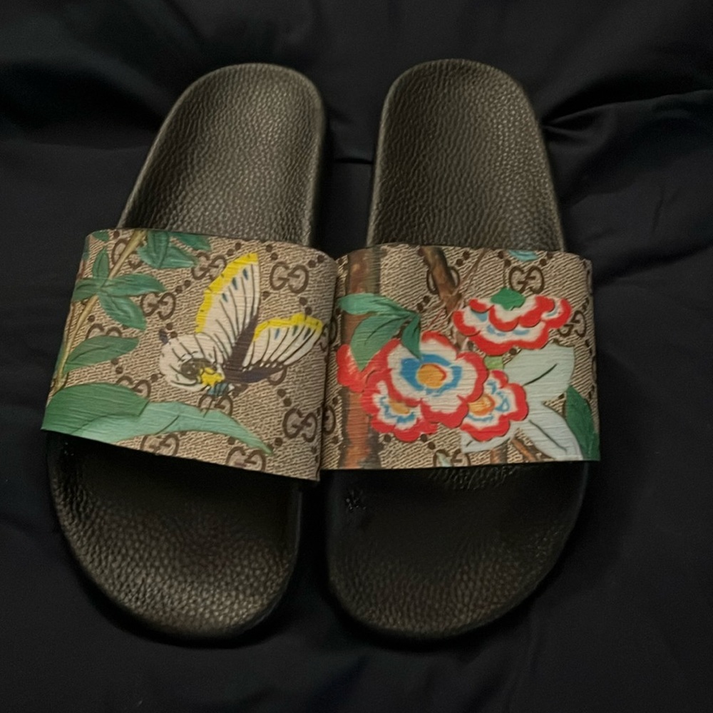 Gucci Slides Tan And several colors Size